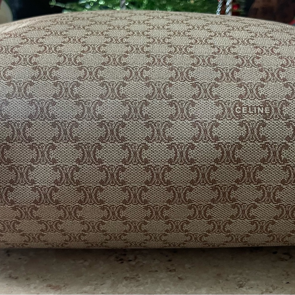 Celine Clutch – Cognac & Beige Signature Pattern - Picture 5 of 13